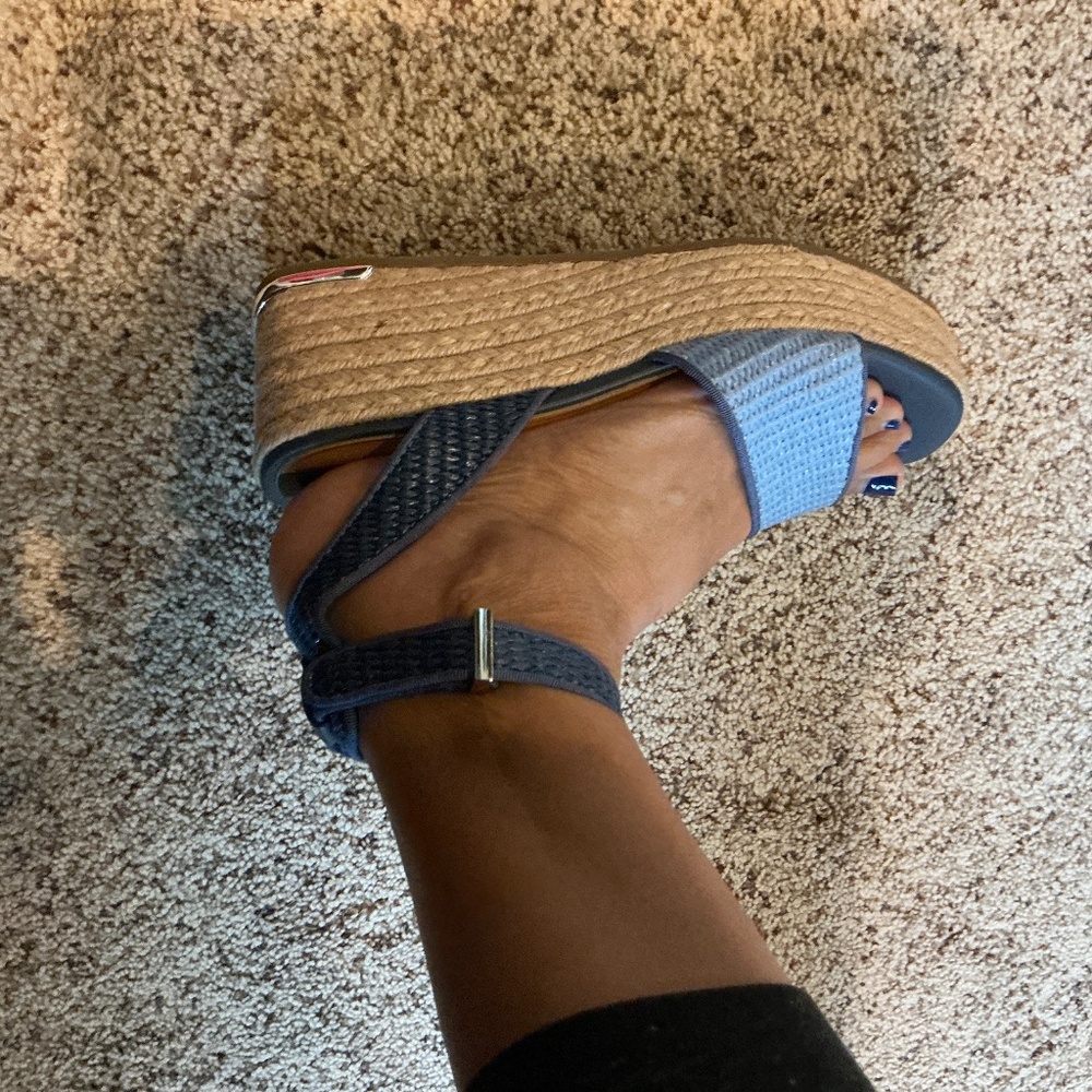 Sandals - Picture 6 of 8